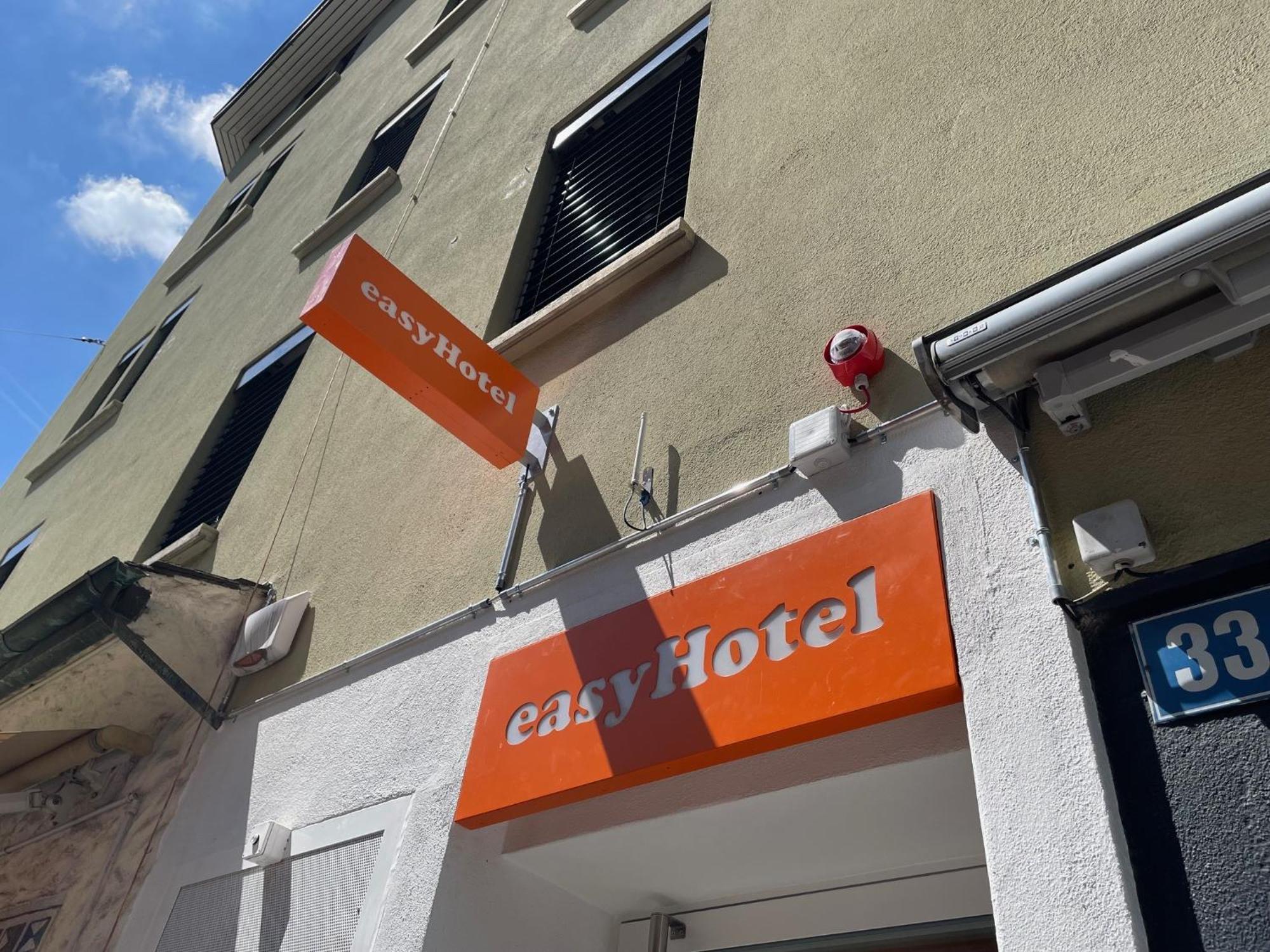 Hotel Easyhotel Main Station Zúrich